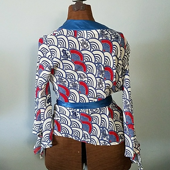 Silk kimono wrap top - Picture 2 of 7